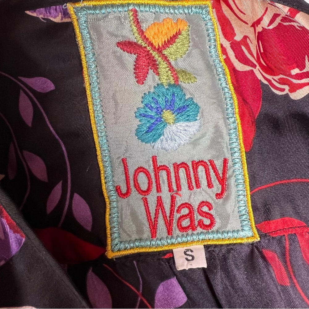 Johnny Was 100% silk floral patterned dress with drawstring waist. - Picture 12 of 12